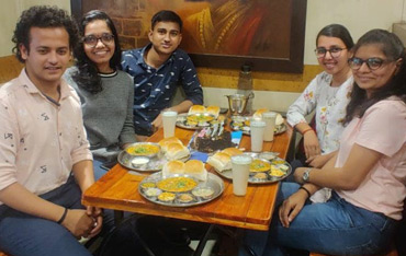 Bappa misal cafe in pune, famous misal in pune